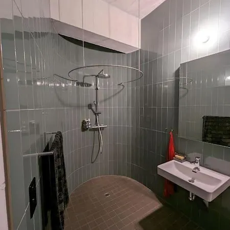 Modernes Studio Im Zentrum Von דירה *